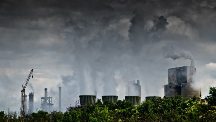 Grote bedrijven die veel CO2 uitstoten gaan fors meer betalen