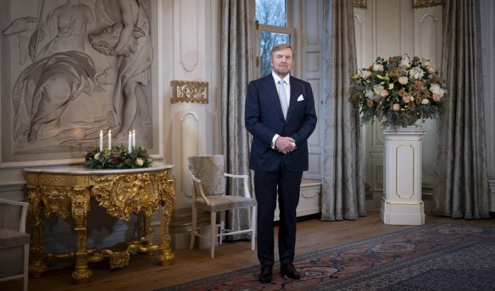 afschaffen vrijstellen inkomstenbelasting koning